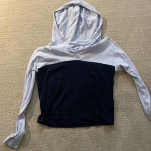 Hollister small long sleeve hoodie